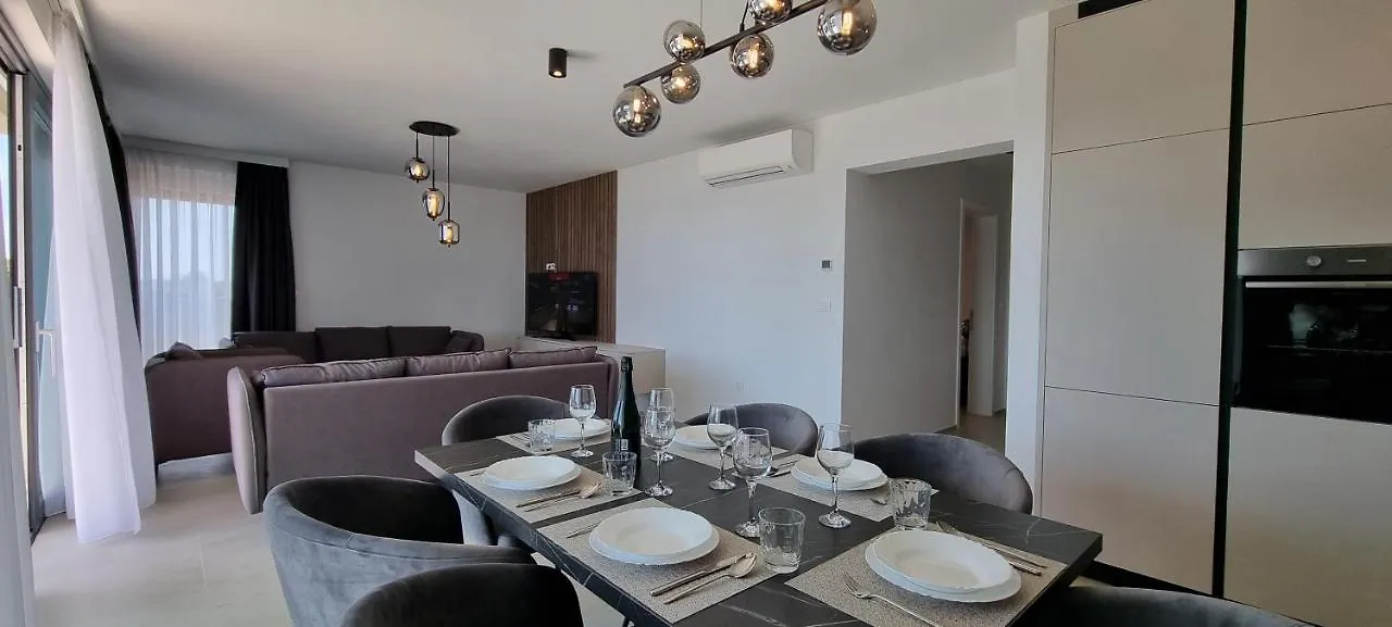 Luxury Apartments Mukalba Medulin 0*,